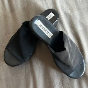 Steve Madden slinky platform sandals